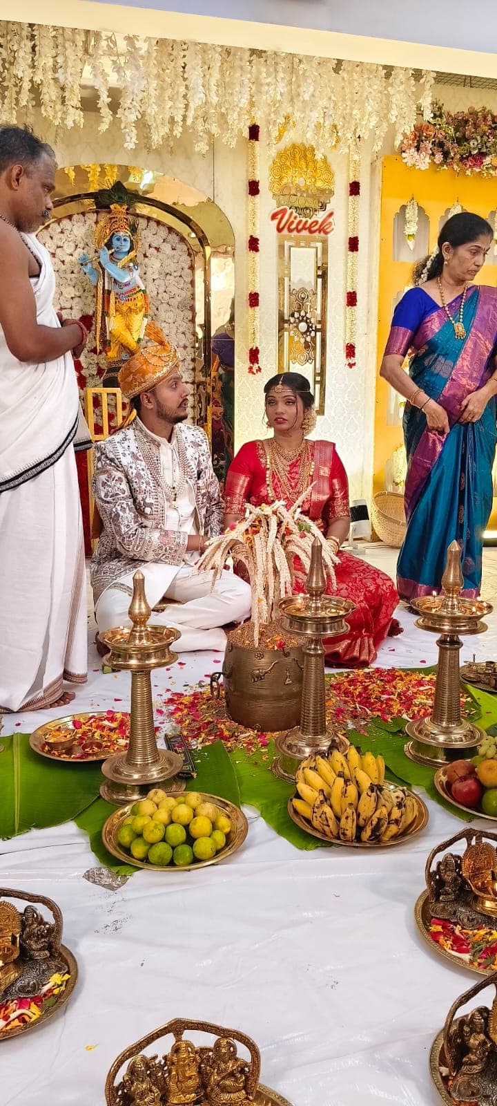 Wedding couple during a traditional Kerala ritual
