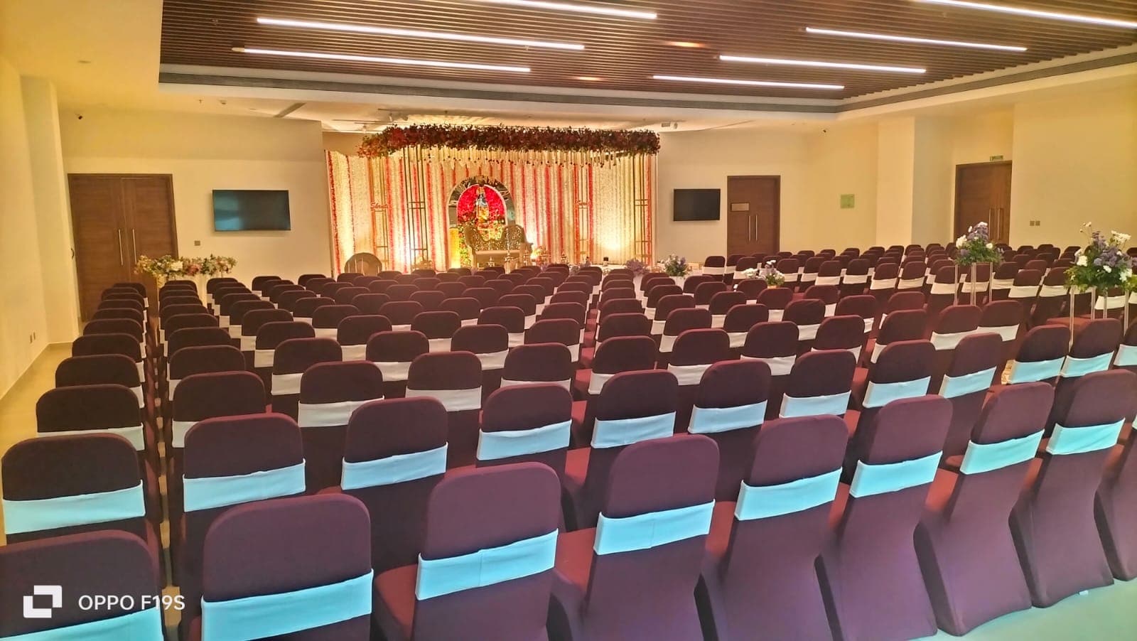 Auditorium-style wedding venue in Guruvayur