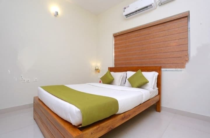 Lodge Rooms — accommodation near Guruvayur Temple