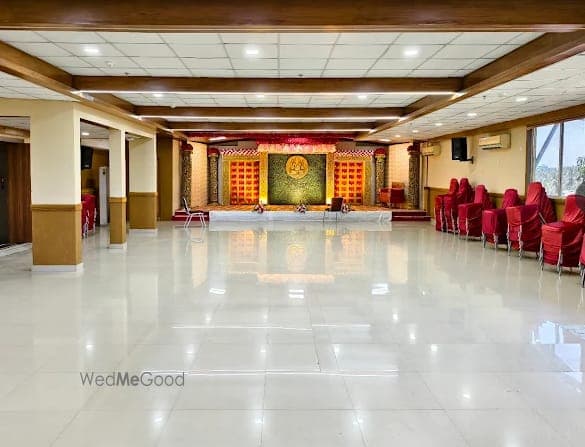 Bright, clean room interior in Guruvayur